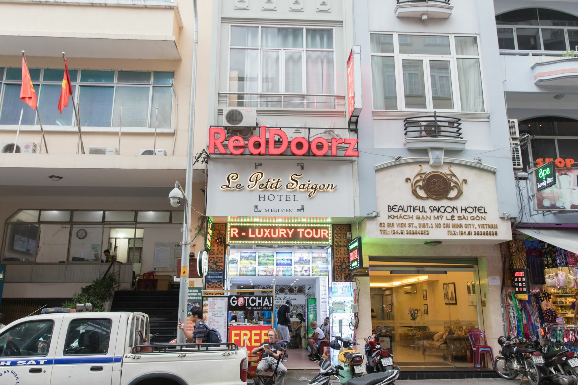 Hotel Reddoorz @ Bui Vien Street 2 Ho Chi Minh City